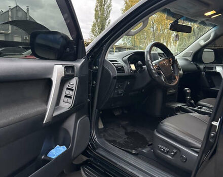 Черный Тойота Ленд Крузер Прадо, объемом двигателя 4 л и пробегом 58 тыс. км за 40000 $, фото 9 на Automoto.ua