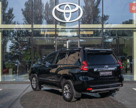 Черный Тойота Ленд Крузер Прадо, объемом двигателя 3.96 л и пробегом 128 тыс. км за 42943 $, фото 1 на Automoto.ua