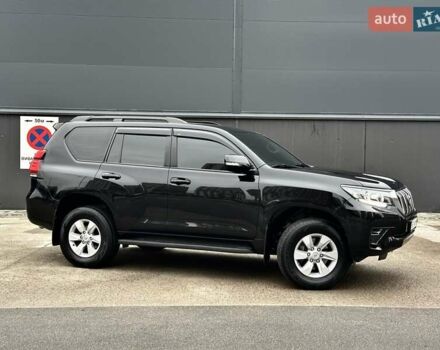 Черный Тойота Ленд Крузер Прадо, объемом двигателя 4 л и пробегом 105 тыс. км за 34750 $, фото 5 на Automoto.ua