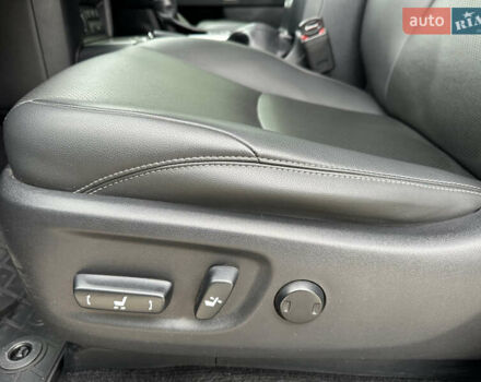 Чорний Тойота Ленд Крузер Прадо, об'ємом двигуна 3.96 л та пробігом 101 тис. км за 37500 $, фото 16 на Automoto.ua