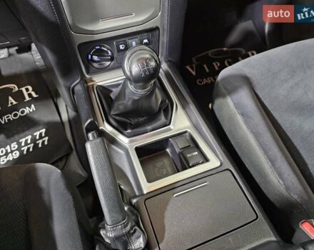 Черный Тойота Ленд Крузер Прадо, объемом двигателя 2.69 л и пробегом 115 тыс. км за 27777 $, фото 26 на Automoto.ua