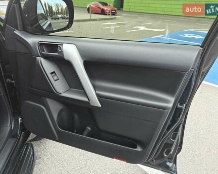 Черный Тойота Ленд Крузер Прадо, объемом двигателя 2.76 л и пробегом 163 тыс. км за 37500 $, фото 24 на Automoto.ua