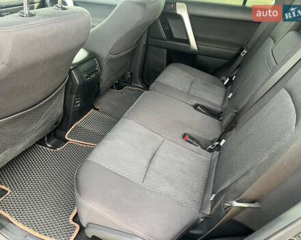 Черный Тойота Ленд Крузер Прадо, объемом двигателя 2.8 л и пробегом 107 тыс. км за 37500 $, фото 16 на Automoto.ua