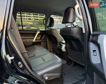 Черный Тойота Ленд Крузер Прадо, объемом двигателя 3.96 л и пробегом 149 тыс. км за 41500 $, фото 19 на Automoto.ua