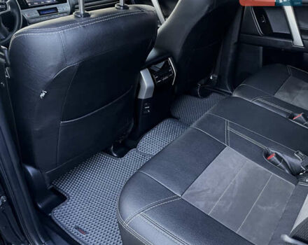 Черный Тойота Ленд Крузер Прадо, объемом двигателя 3.96 л и пробегом 89 тыс. км за 41000 $, фото 14 на Automoto.ua