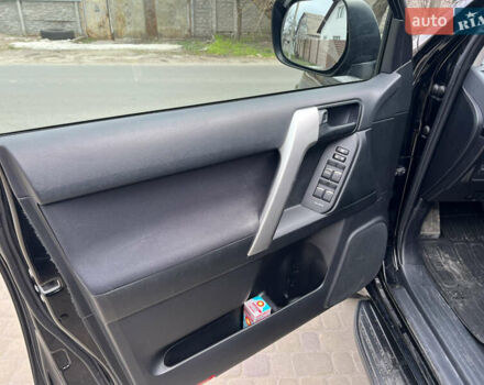 Черный Тойота Ленд Крузер Прадо, объемом двигателя 2.69 л и пробегом 83 тыс. км за 30000 $, фото 10 на Automoto.ua