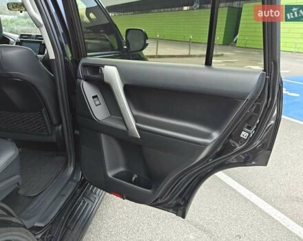 Черный Тойота Ленд Крузер Прадо, объемом двигателя 2.76 л и пробегом 163 тыс. км за 37500 $, фото 23 на Automoto.ua
