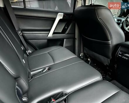 Черный Тойота Ленд Крузер Прадо, объемом двигателя 4 л и пробегом 105 тыс. км за 34750 $, фото 45 на Automoto.ua