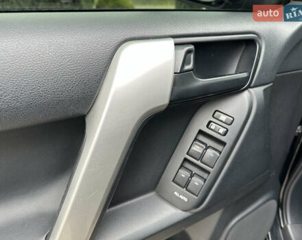 Чорний Тойота Ленд Крузер Прадо, об'ємом двигуна 3.96 л та пробігом 101 тис. км за 37500 $, фото 15 на Automoto.ua