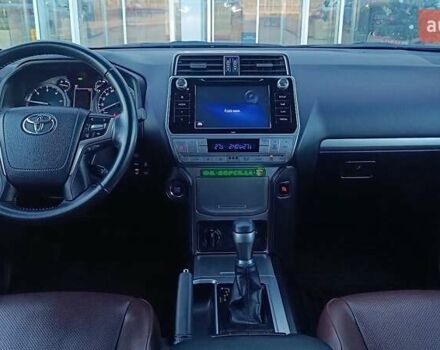 Чорний Тойота Ленд Крузер Прадо, об'ємом двигуна 2.76 л та пробігом 209 тис. км за 37910 $, фото 7 на Automoto.ua