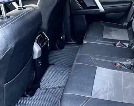 Черный Тойота Ленд Крузер Прадо, объемом двигателя 3.96 л и пробегом 89 тыс. км за 41000 $, фото 13 на Automoto.ua