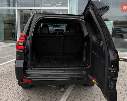 Чорний Тойота Ленд Крузер Прадо, об'ємом двигуна 2.76 л та пробігом 168 тис. км за 38400 $, фото 9 на Automoto.ua