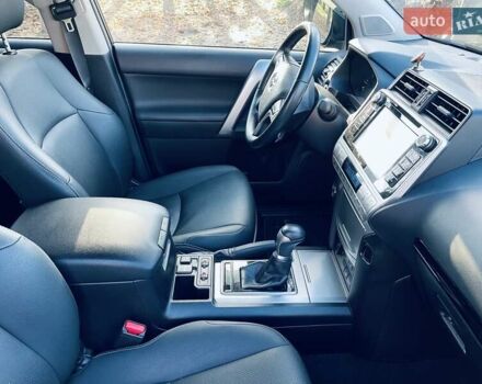 Чорний Тойота Ленд Крузер Прадо, об'ємом двигуна 3.96 л та пробігом 39 тис. км за 43000 $, фото 8 на Automoto.ua