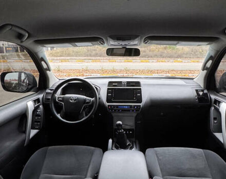 Черный Тойота Ленд Крузер Прадо, объемом двигателя 2.69 л и пробегом 111 тыс. км за 28500 $, фото 7 на Automoto.ua