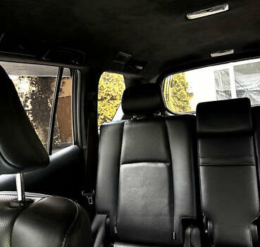 Черный Тойота Ленд Крузер Прадо, объемом двигателя 3.96 л и пробегом 80 тыс. км за 42000 $, фото 9 на Automoto.ua