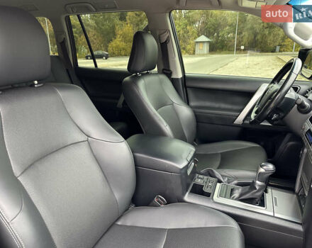 Чорний Тойота Ленд Крузер Прадо, об'ємом двигуна 3.96 л та пробігом 101 тис. км за 37500 $, фото 32 на Automoto.ua