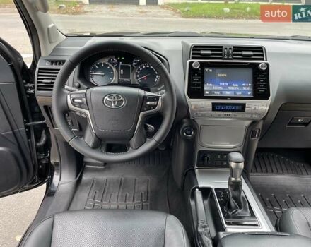 Чорний Тойота Ленд Крузер Прадо, об'ємом двигуна 2.8 л та пробігом 88 тис. км за 39800 $, фото 58 на Automoto.ua