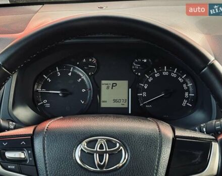 Черный Тойота Ленд Крузер Прадо, объемом двигателя 4 л и пробегом 96 тыс. км за 39678 $, фото 15 на Automoto.ua