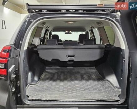 Черный Тойота Ленд Крузер Прадо, объемом двигателя 2.69 л и пробегом 115 тыс. км за 27777 $, фото 14 на Automoto.ua