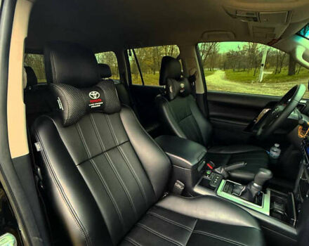 Чорний Тойота Ленд Крузер Прадо, об'ємом двигуна 2.8 л та пробігом 98 тис. км за 39900 $, фото 13 на Automoto.ua