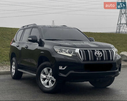 Черный Тойота Ленд Крузер Прадо, объемом двигателя 3.96 л и пробегом 89 тыс. км за 41000 $, фото 18 на Automoto.ua