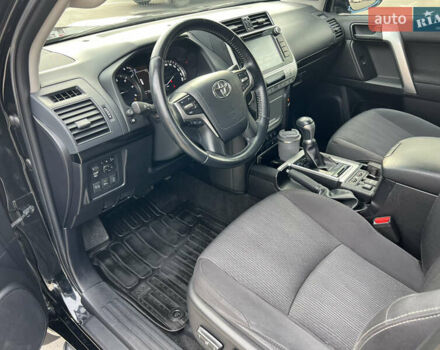 Черный Тойота Ленд Крузер Прадо, объемом двигателя 2.76 л и пробегом 118 тыс. км за 35555 $, фото 9 на Automoto.ua