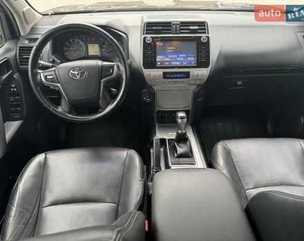 Черный Тойота Ленд Крузер Прадо, объемом двигателя 4 л и пробегом 117 тыс. км за 39500 $, фото 25 на Automoto.ua