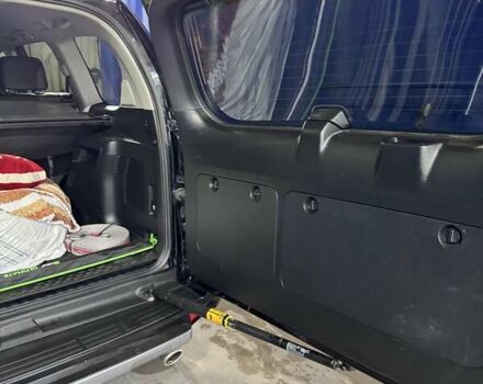 Черный Тойота Ленд Крузер Прадо, объемом двигателя 4 л и пробегом 139 тыс. км за 42000 $, фото 8 на Automoto.ua