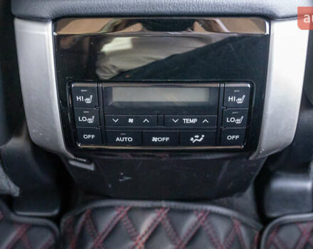 Черный Тойота Ленд Крузер Прадо, объемом двигателя 3.96 л и пробегом 128 тыс. км за 42943 $, фото 33 на Automoto.ua