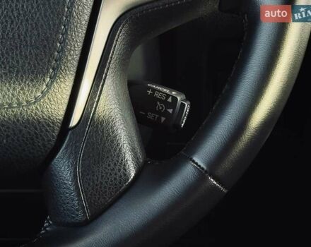 Черный Тойота Ленд Крузер Прадо, объемом двигателя 4 л и пробегом 96 тыс. км за 39678 $, фото 11 на Automoto.ua