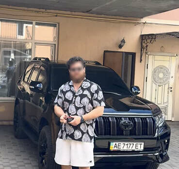 Черный Тойота Ленд Крузер Прадо, объемом двигателя 3.96 л и пробегом 80 тыс. км за 42000 $, фото 6 на Automoto.ua