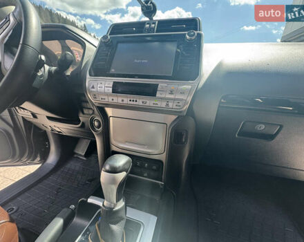 Черный Тойота Ленд Крузер Прадо, объемом двигателя 3.96 л и пробегом 140 тыс. км за 37000 $, фото 8 на Automoto.ua
