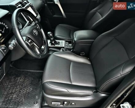 Черный Тойота Ленд Крузер Прадо, объемом двигателя 4 л и пробегом 105 тыс. км за 34750 $, фото 28 на Automoto.ua