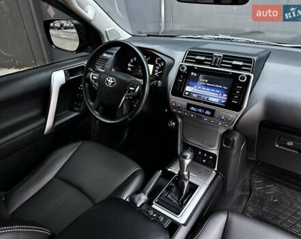 Черный Тойота Ленд Крузер Прадо, объемом двигателя 4 л и пробегом 105 тыс. км за 34750 $, фото 47 на Automoto.ua