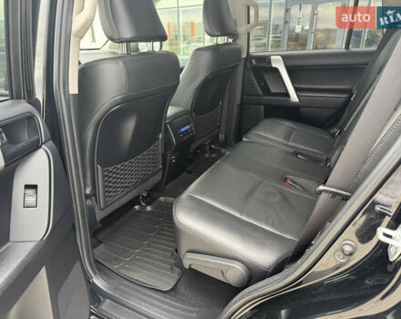 Черный Тойота Ленд Крузер Прадо, объемом двигателя 4 л и пробегом 117 тыс. км за 39500 $, фото 24 на Automoto.ua