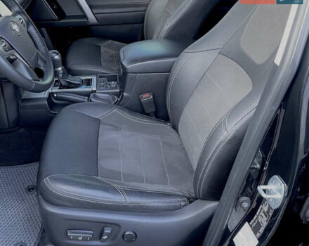 Черный Тойота Ленд Крузер Прадо, объемом двигателя 3.96 л и пробегом 89 тыс. км за 41000 $, фото 6 на Automoto.ua