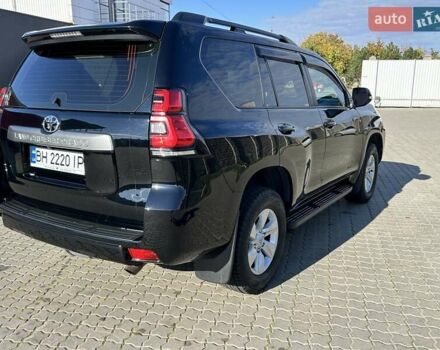 Чорний Тойота Ленд Крузер Прадо, об'ємом двигуна 3.96 л та пробігом 158 тис. км за 37999 $, фото 8 на Automoto.ua