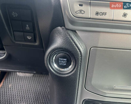 Черный Тойота Ленд Крузер Прадо, объемом двигателя 2.8 л и пробегом 107 тыс. км за 37500 $, фото 24 на Automoto.ua