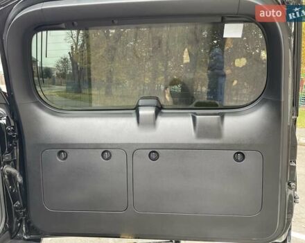 Чорний Тойота Ленд Крузер Прадо, об'ємом двигуна 2.8 л та пробігом 88 тис. км за 39800 $, фото 40 на Automoto.ua