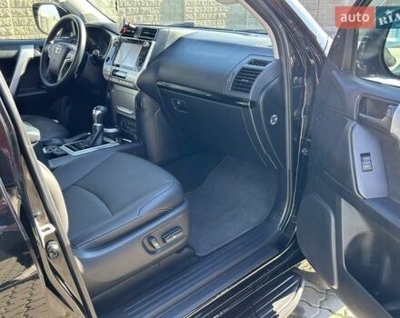 Чорний Тойота Ленд Крузер Прадо, об'ємом двигуна 3.96 л та пробігом 158 тис. км за 37999 $, фото 18 на Automoto.ua