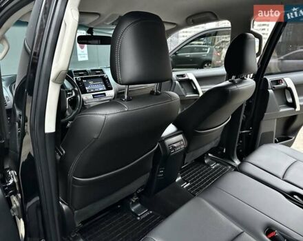 Черный Тойота Ленд Крузер Прадо, объемом двигателя 4 л и пробегом 105 тыс. км за 34750 $, фото 53 на Automoto.ua