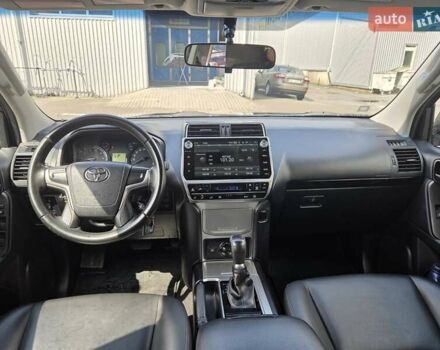 Черный Тойота Ленд Крузер Прадо, объемом двигателя 2.69 л и пробегом 90 тыс. км за 30000 $, фото 4 на Automoto.ua