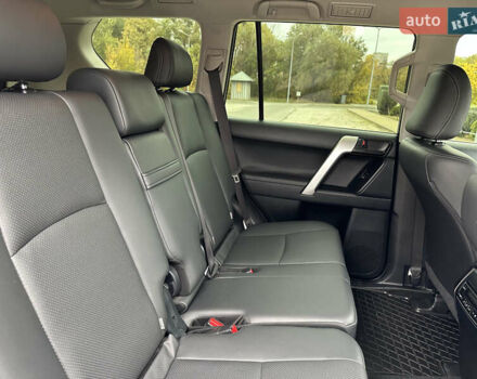 Чорний Тойота Ленд Крузер Прадо, об'ємом двигуна 3.96 л та пробігом 101 тис. км за 37500 $, фото 31 на Automoto.ua