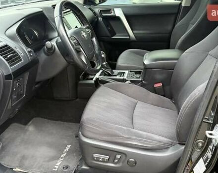 Чорний Тойота Ленд Крузер Прадо, об'ємом двигуна 2.76 л та пробігом 175 тис. км за 37470 $, фото 11 на Automoto.ua