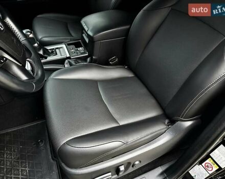 Черный Тойота Ленд Крузер Прадо, объемом двигателя 4 л и пробегом 105 тыс. км за 34750 $, фото 30 на Automoto.ua