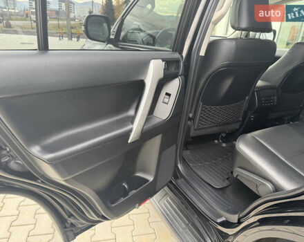 Черный Тойота Ленд Крузер Прадо, объемом двигателя 4 л и пробегом 117 тыс. км за 39500 $, фото 20 на Automoto.ua