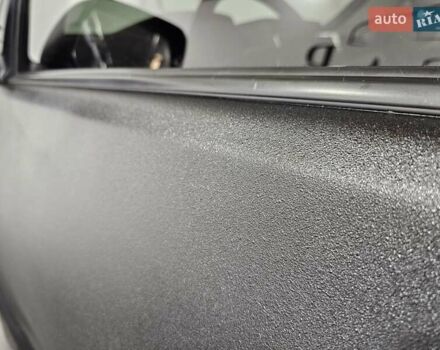 Черный Тойота Ленд Крузер Прадо, объемом двигателя 2.69 л и пробегом 115 тыс. км за 27777 $, фото 37 на Automoto.ua