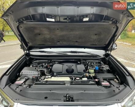 Чорний Тойота Ленд Крузер Прадо, об'ємом двигуна 2.8 л та пробігом 88 тис. км за 39800 $, фото 20 на Automoto.ua