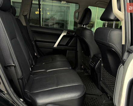 Чорний Тойота Ленд Крузер Прадо, об'ємом двигуна 2.76 л та пробігом 168 тис. км за 38400 $, фото 6 на Automoto.ua