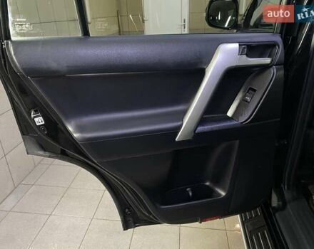Чорний Тойота Ленд Крузер Прадо, об'ємом двигуна 2.8 л та пробігом 85 тис. км за 44500 $, фото 20 на Automoto.ua